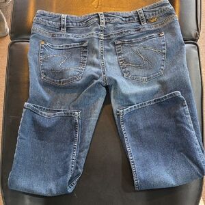 Silver Jeans Women's Straight Leg in Classic Blue
